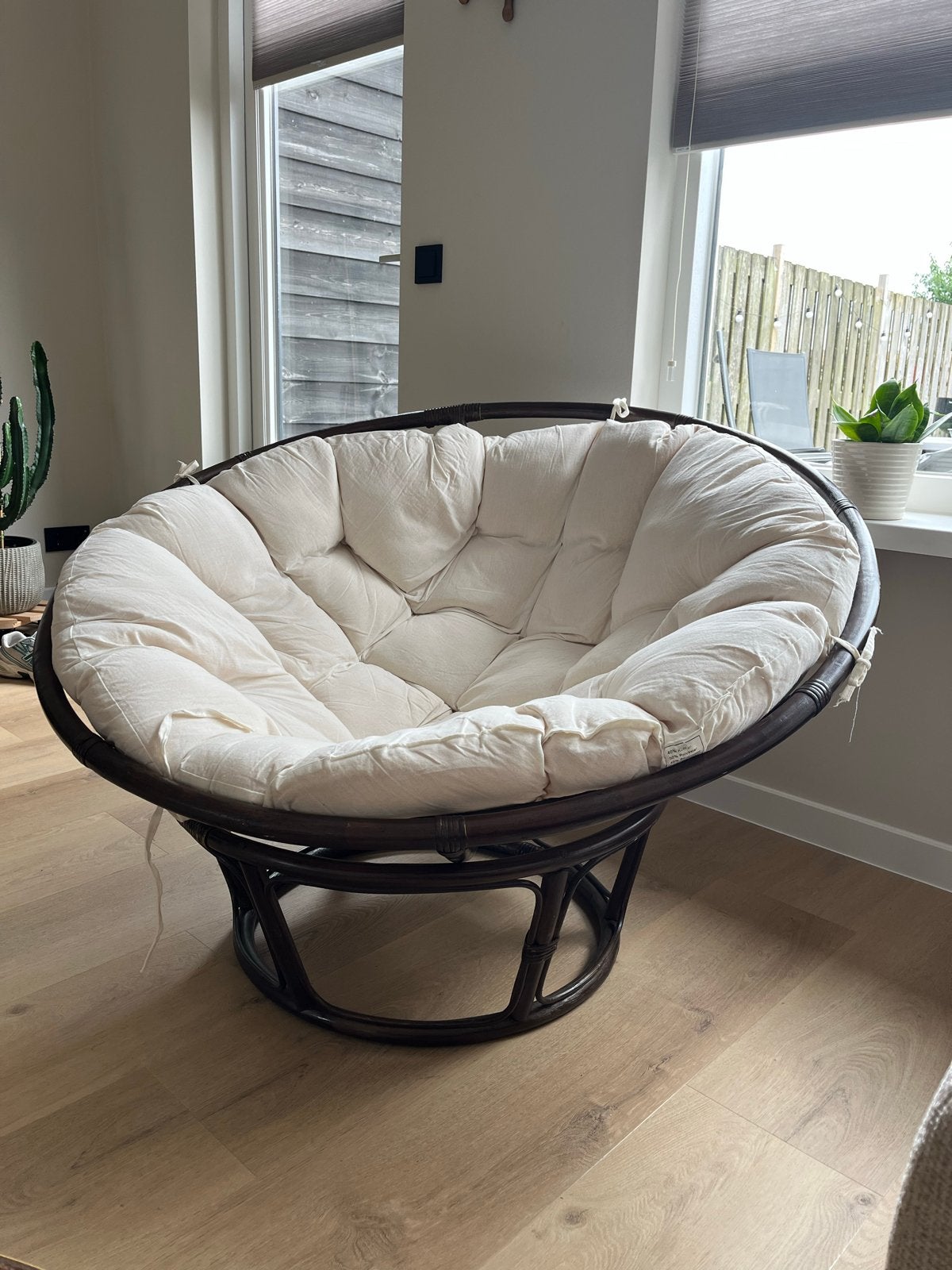 Loungestoel, papasan stoel met kussen, Ophalen, Gebruikt, Bruin, Riet of Rotan