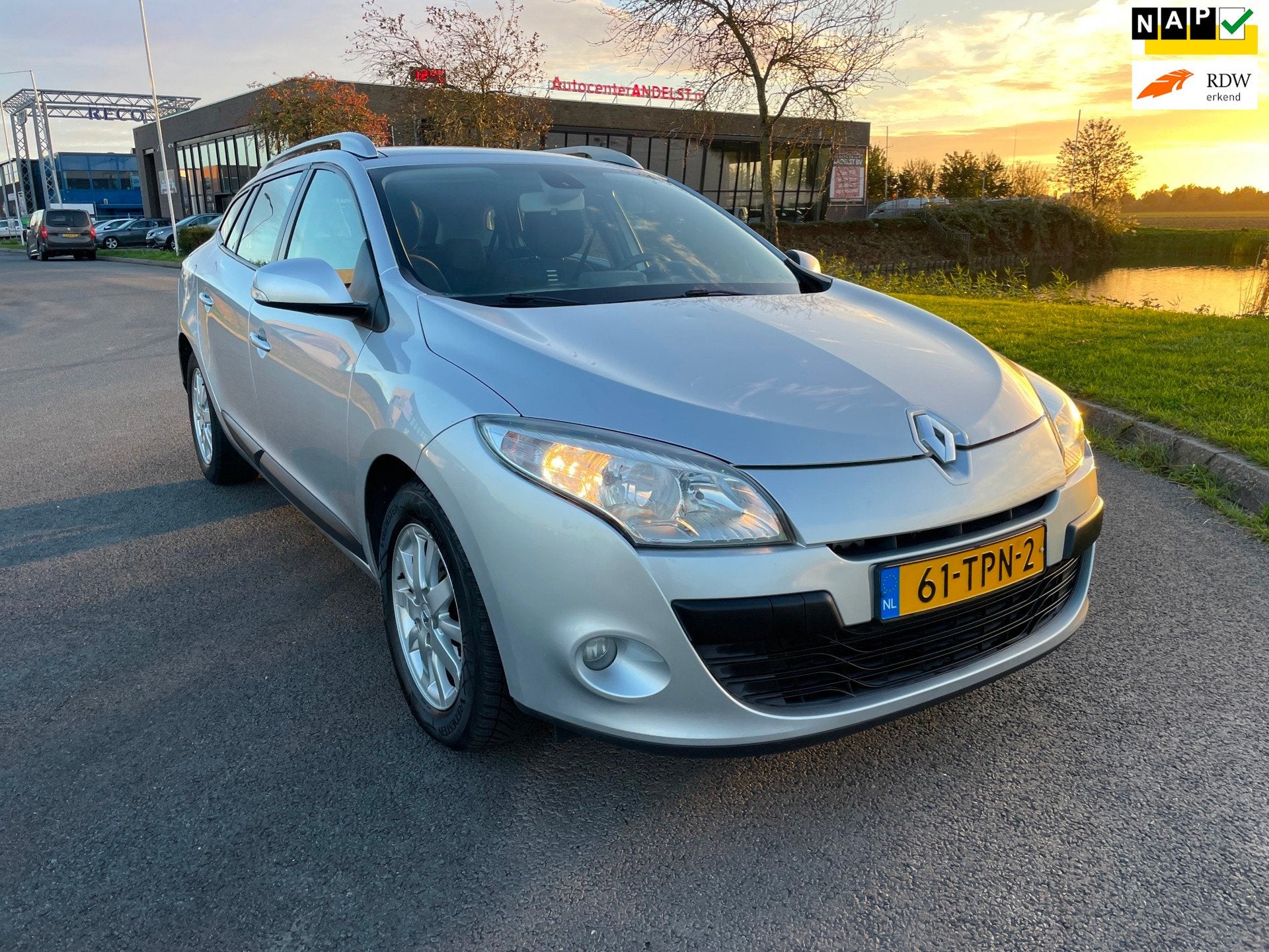 Renault Mégane Estate 1.6 Expression, Trekhaak, Navi, Cruis, Euro 5, Stof, Gebruikt, Zwart