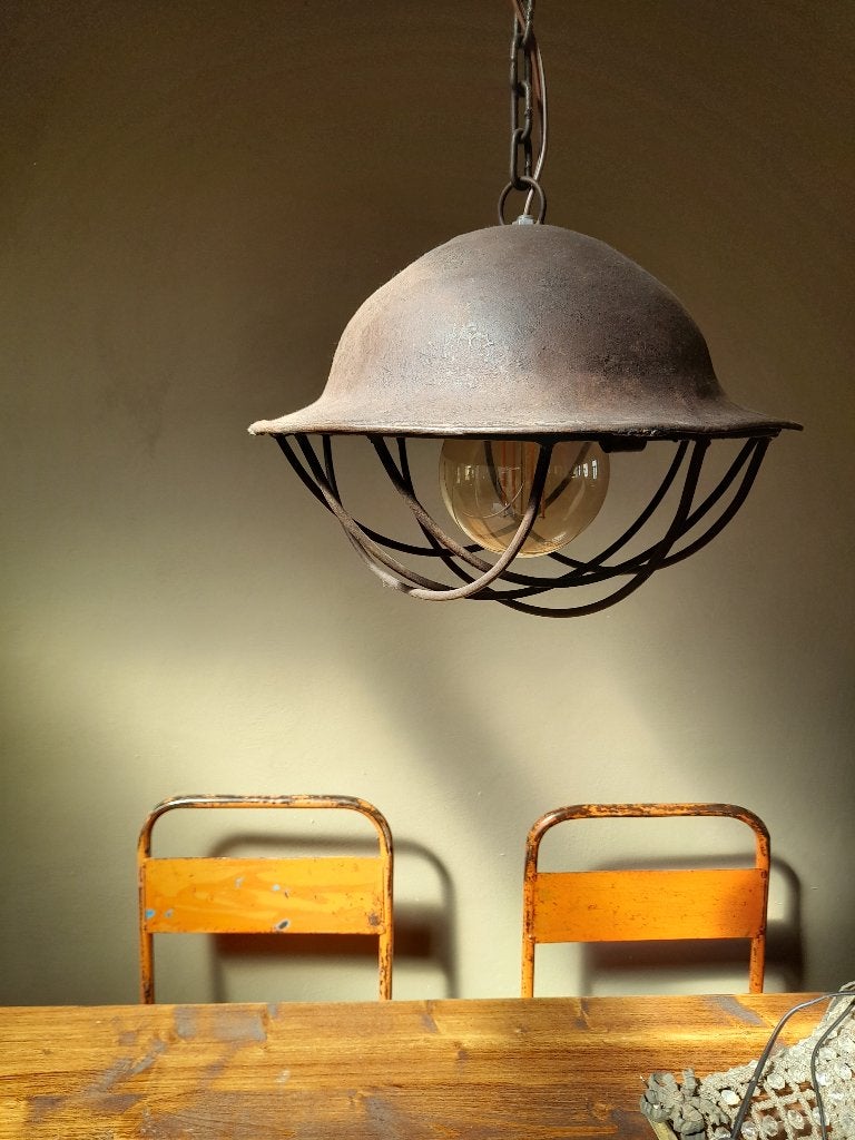 lamp van een soldaten helm, Ophalen of Verzenden