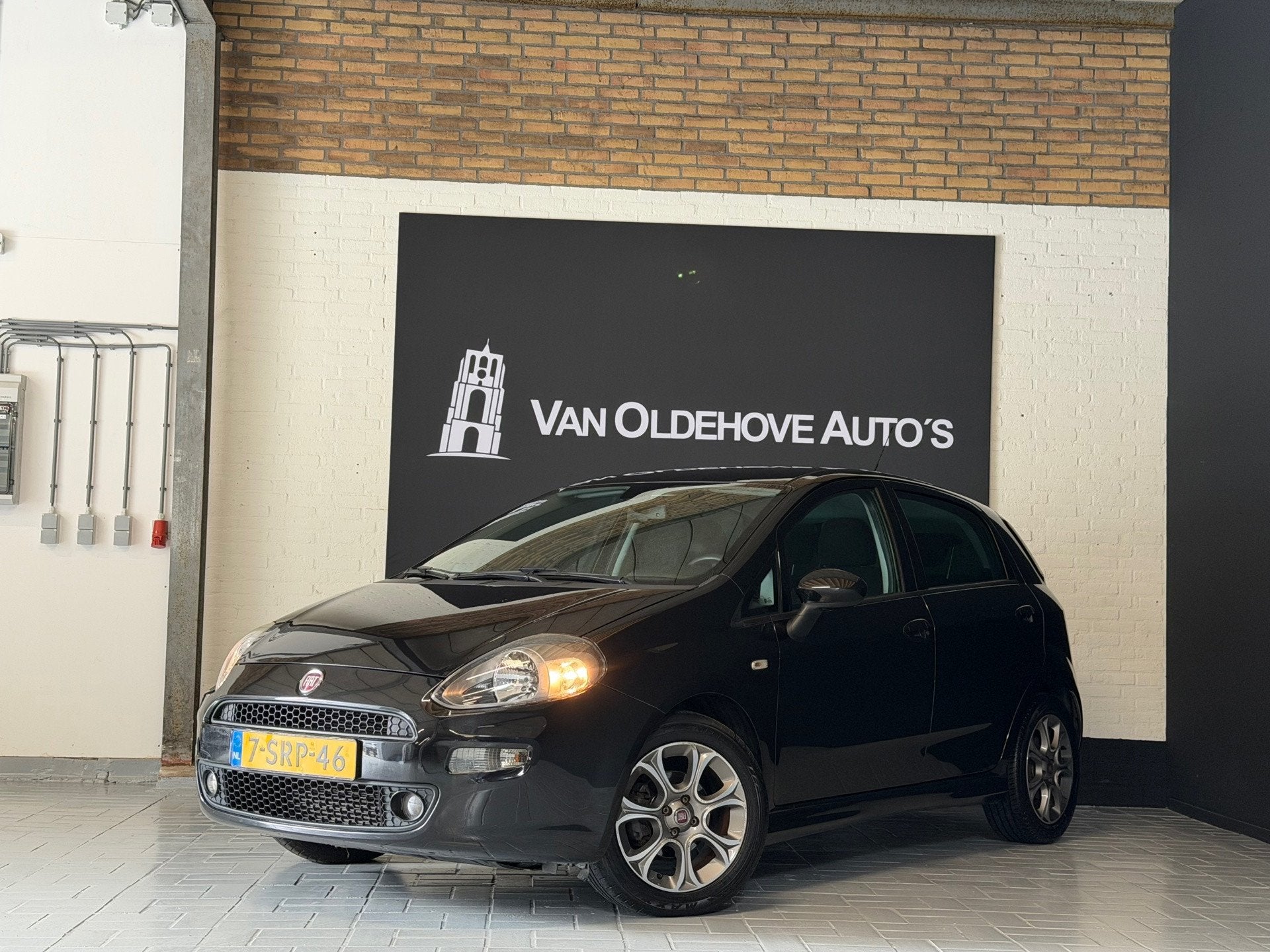 Fiat Punto Evo 1.3 M-Jet Lounge 5-DRS|Cruise|Clima, Auto's, Fiat, Voorwielaandrijving, Euro 5, Stof, Gebruikt