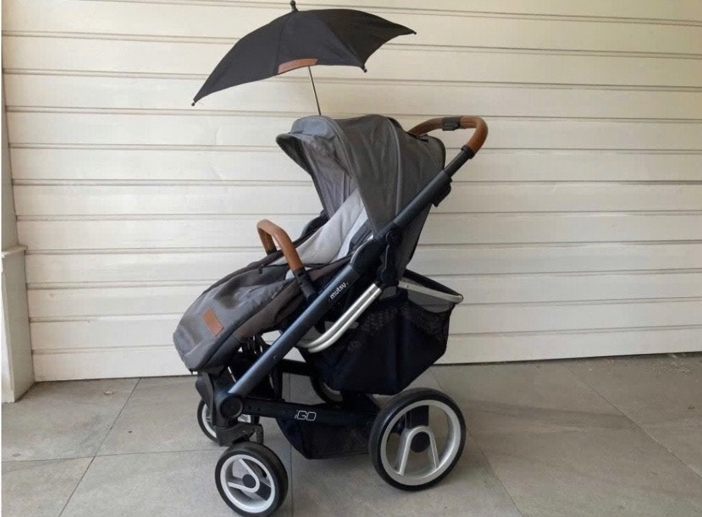 Mutsy iGo kinderwagen/ Buggy + Reiswieg + MaxiCosi + Extra's, Zo goed als nieuw, Mutsy, Verstelbare duwstang, Ophalen