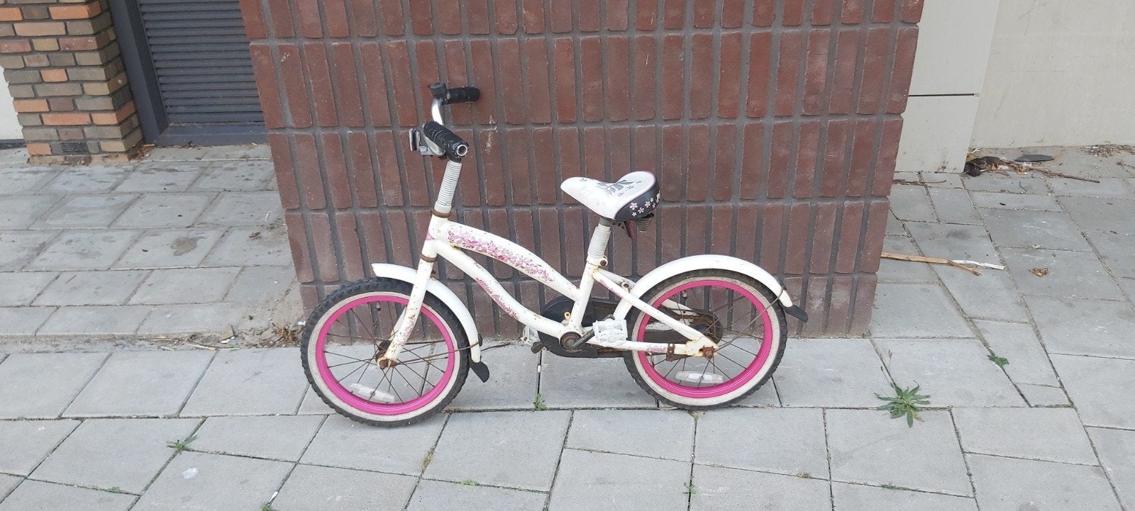 Meisjes kinderfietsje., Ophalen, Terugtraprem, Gebruikt, Minder dan 16 inch