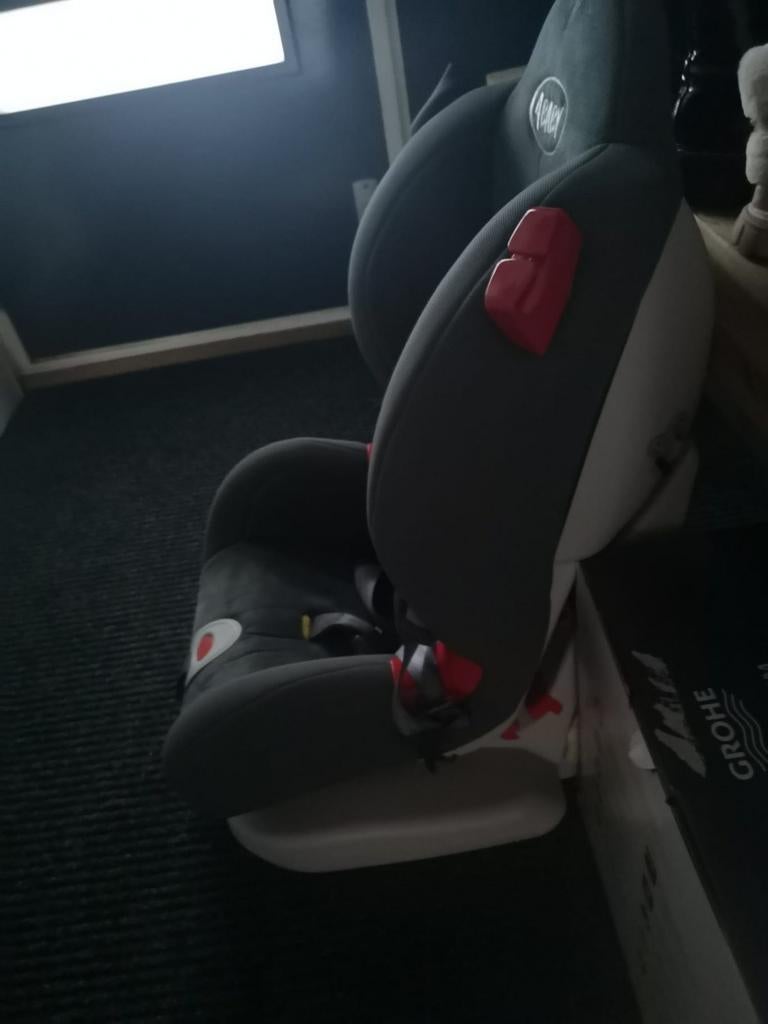 4BABY autostoel - Comfortabel en veilig voor je kindje, Verstelbare rugleuning, 9 t/m 36 kg, Ophalen, Overige merken