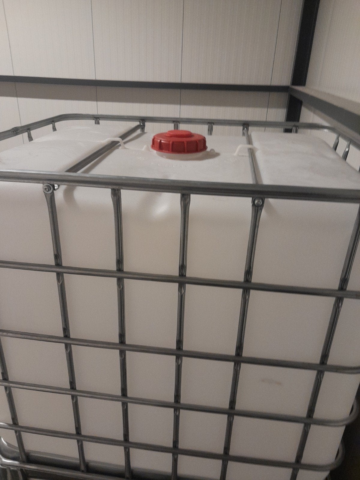 IBC Vaten - Diverse Pallets, Schoon of met Restproduct, Ophalen, Zo goed als nieuw