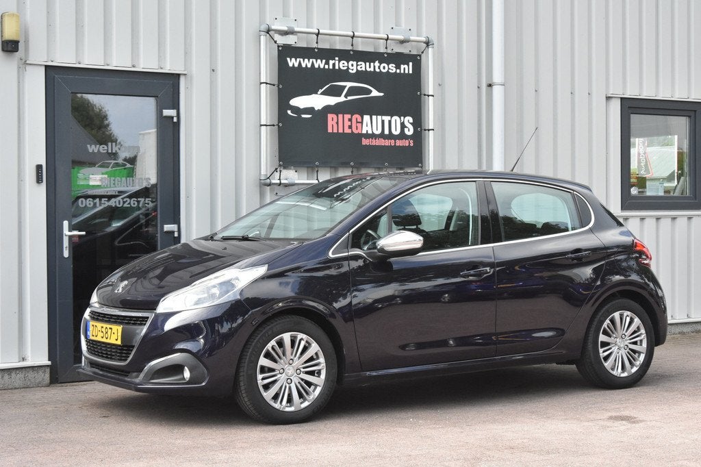 Peugeot 208 1.2 111PK GT-line B.J. 2018! (bj 2018), Auto's, Voorwielaandrijving, Euro 6, Blauw, 23 km/l