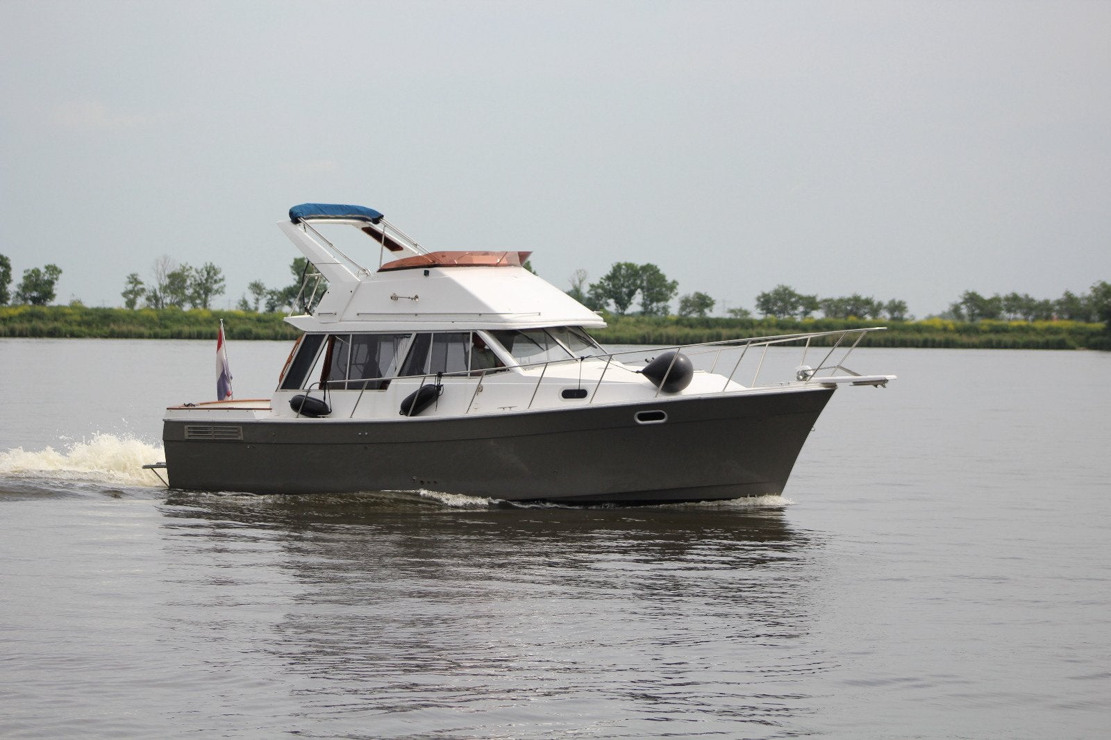 Nette Bayliner 3288, Watersport en Boten, Motorboten en Motorjachten, Gebruikt, Binnenboordmotor, Diesel, 2.00 meter