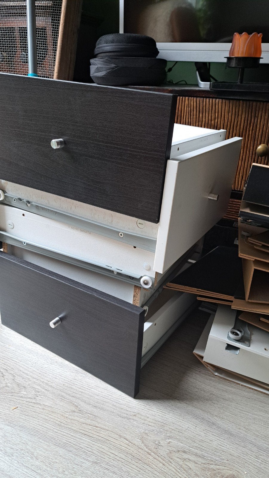 Diverse IKEA Kallax inzetstukken: lades en deurtjes, Ophalen, Gebruikt
