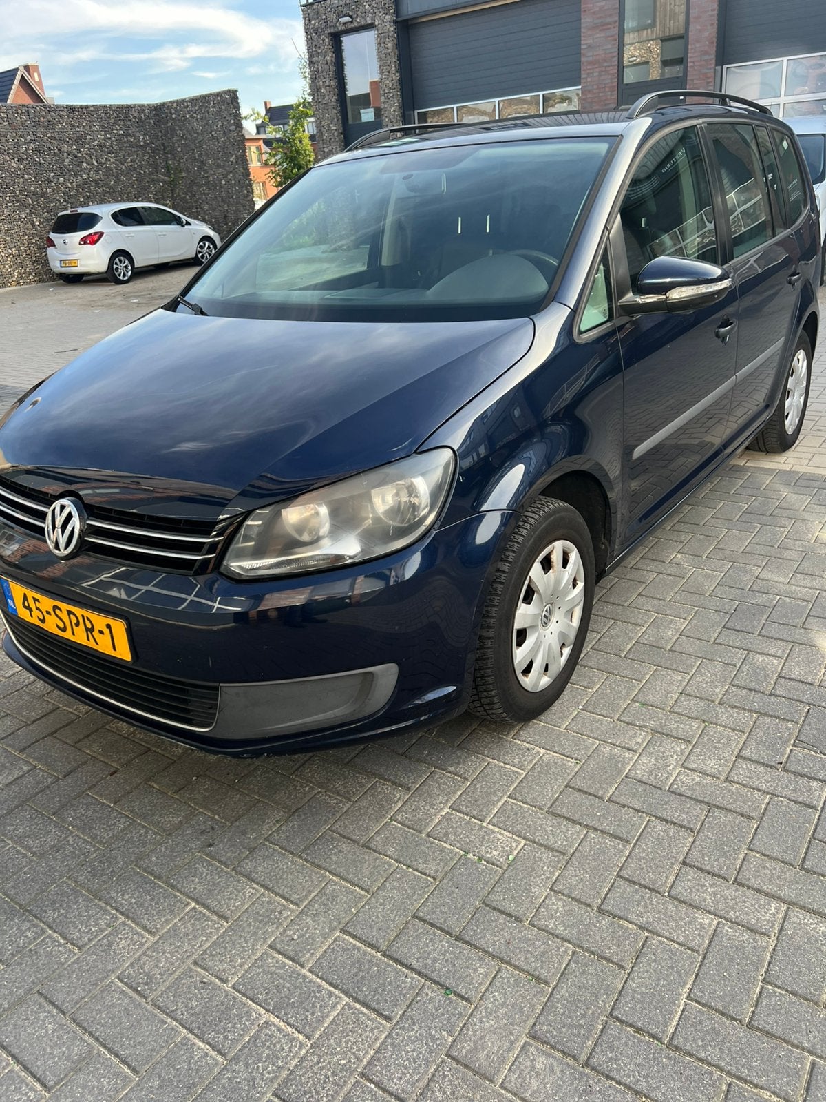 Volkswagen Touran 1.2 tsi 6 bak 2011, Auto's, Voorwielaandrijving, Euro 5, Zwart, 4 cilinders