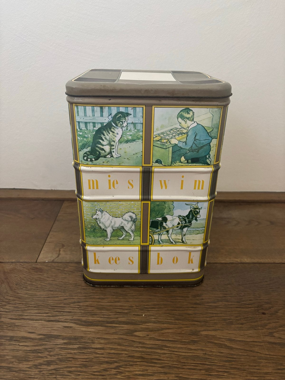 Vintage Aap Noot Mies groot blik - Educatief en decoratief, Verzamelen, Blikken, Ophalen of Verzenden, Gebruikt, Koek(jes), Overige merken
