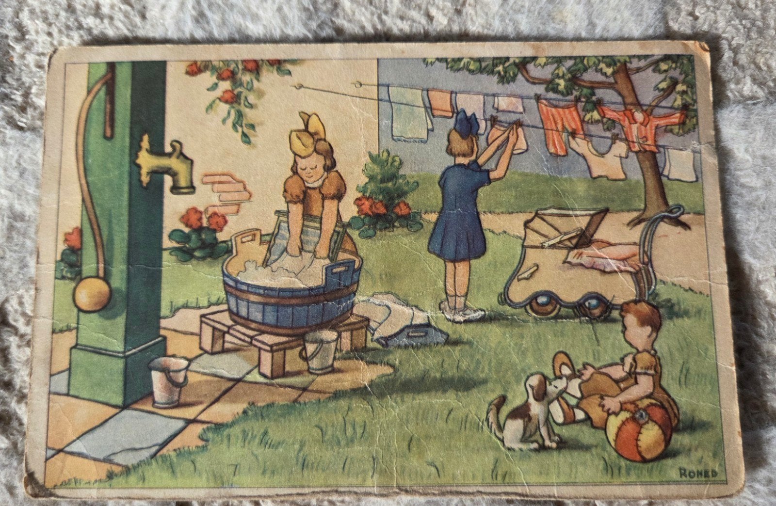 Kinderen wassen en drogen de was - Roned, Verzenden, 1940 tot 1960, Gelopen, Kinderen