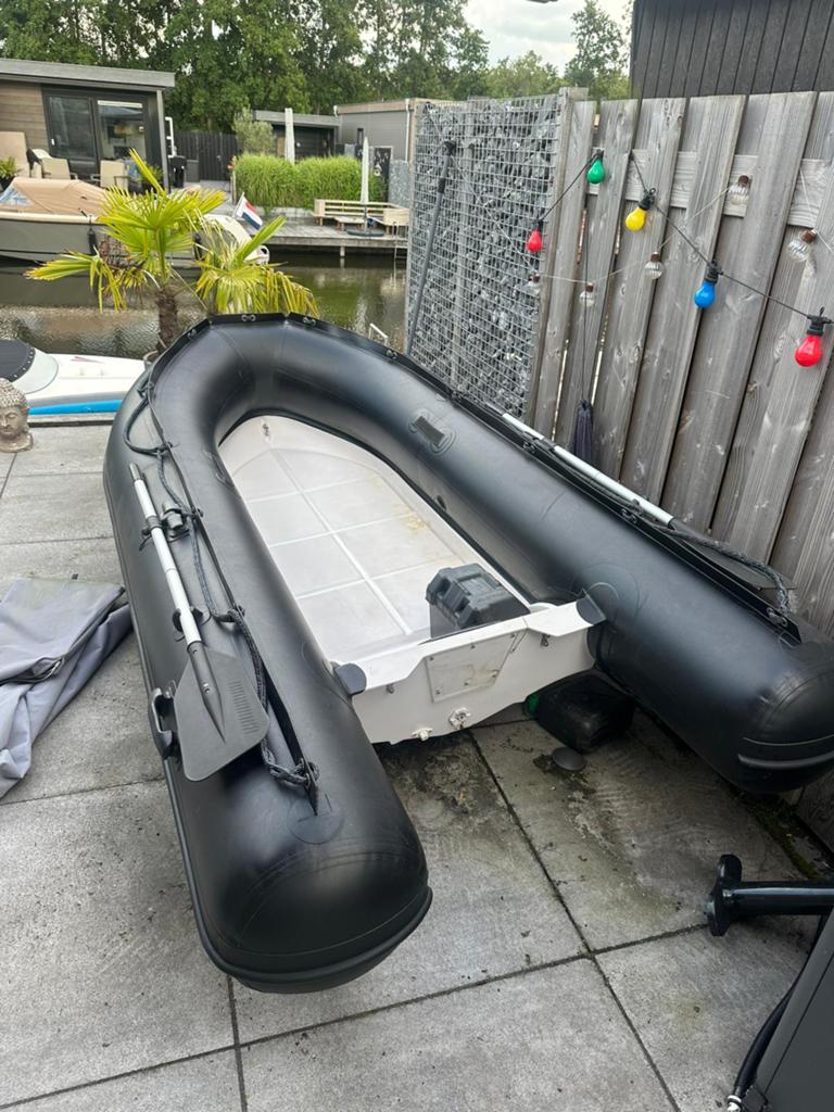 Rib 310 z.g.a.n, Ophalen, Zo goed als nieuw