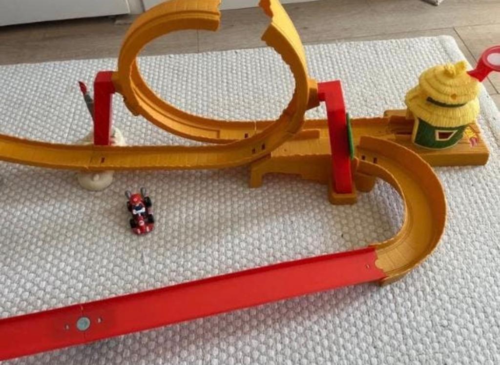 Hot Wheels Mario Kart Racebaan met Looping en Auto, Racebaan, Ophalen of Verzenden, Zo goed als nieuw, Hot Wheels