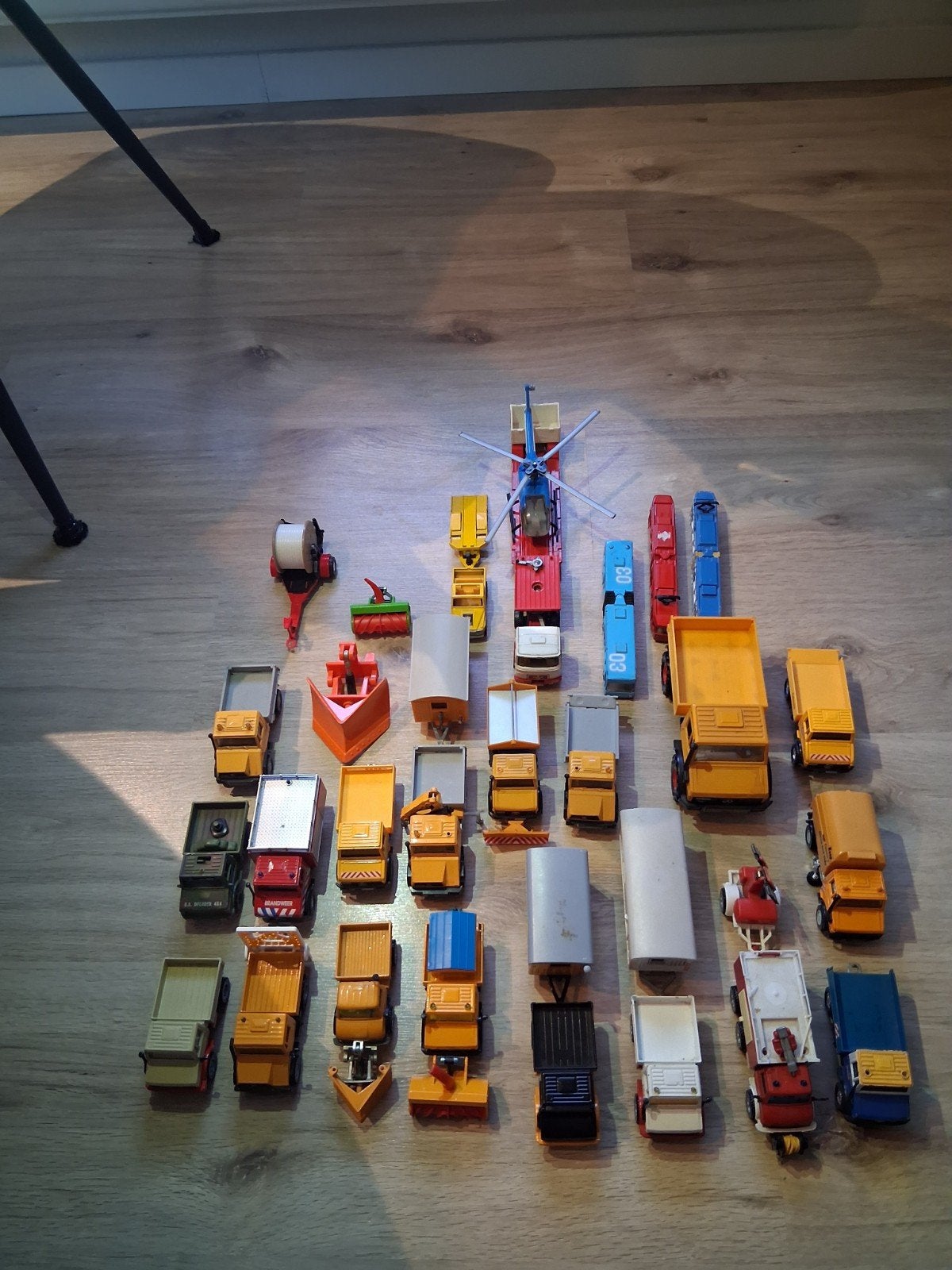 partij siku vrachtwagens unimogs trein tram, Hobby en Vrije tijd, Ophalen of Verzenden, Bus of Vrachtwagen, SIKU