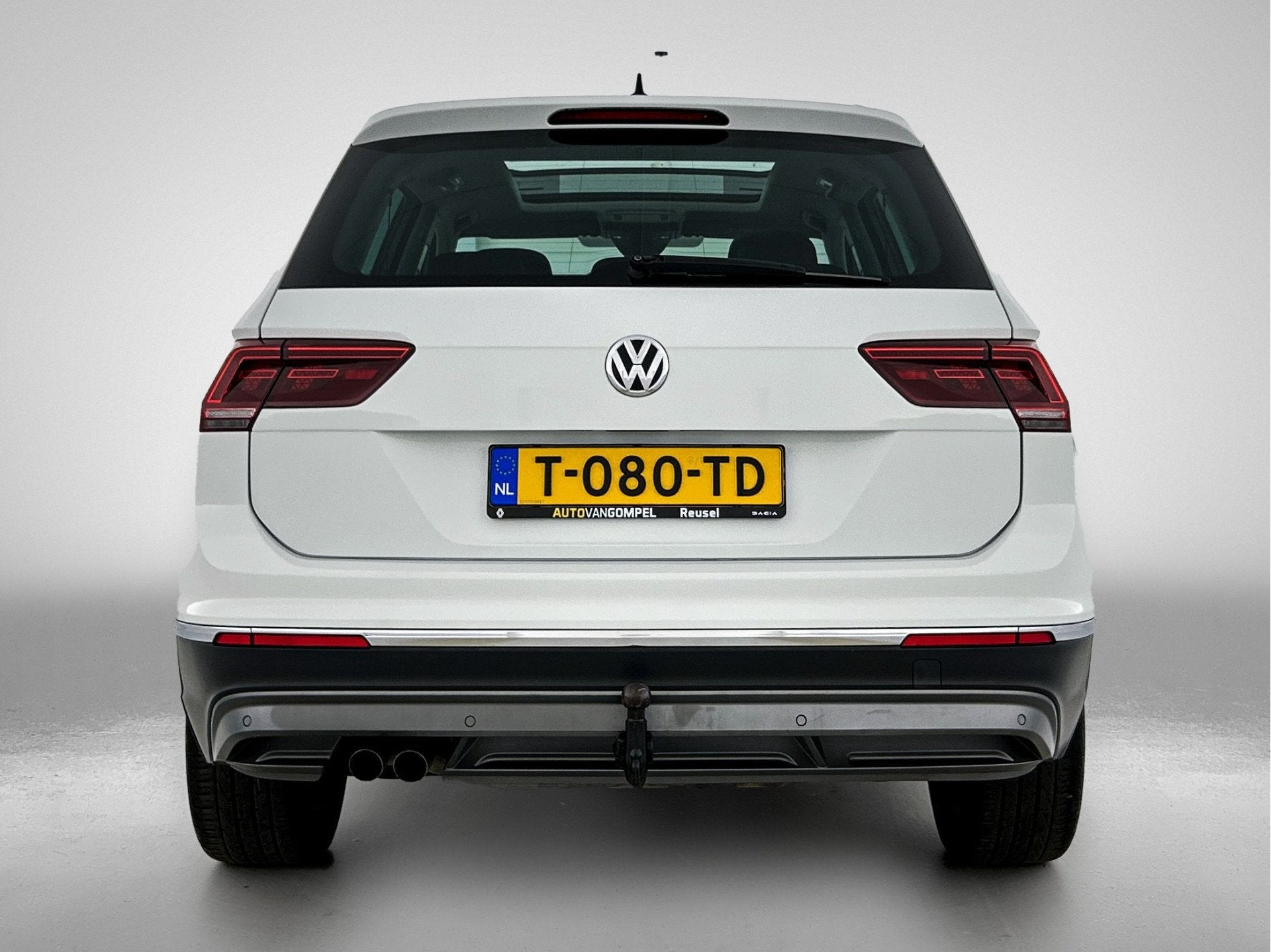 Volkswagen Tiguan 2.0 TSI 4Motion Highline Business R | PANO, Automaat, 12 maanden, Gebruikt, Euro 6