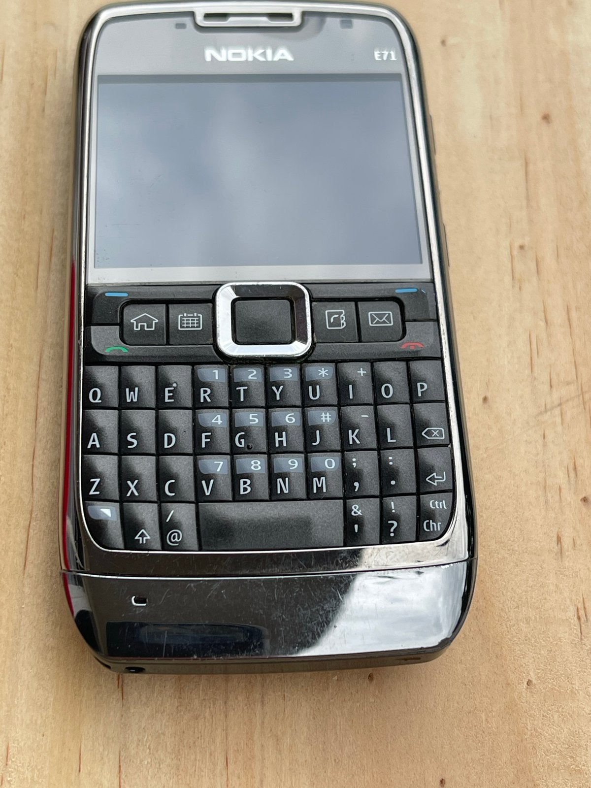 Nokia E71 met QWERTY-toetsenbord en accessoires, Gebruikt, 3 tot 6 megapixel, Ophalen of Verzenden, Klassiek of Candybar
