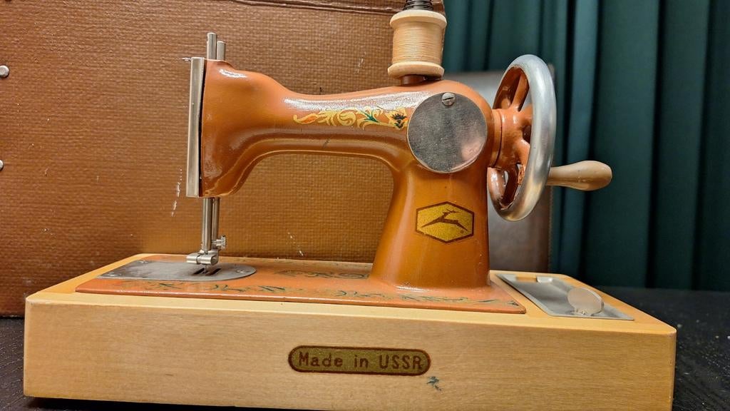 Vintage speelgoed naaimachine, Ophalen of Verzenden