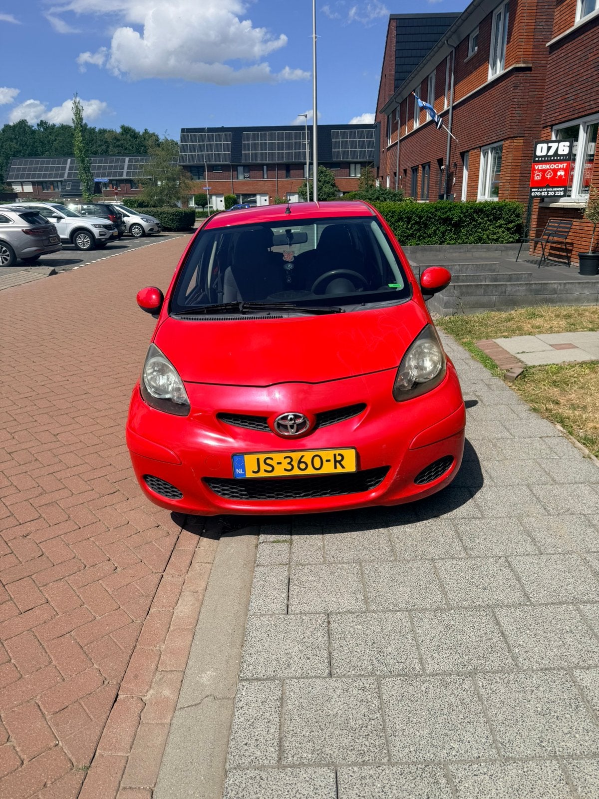 Toyota Aygo 1.0 12V Vvt-i 5DRS MMT 2009 Rood, Auto's, 4 stoelen, 68 pk, Particulier, Geïmporteerd