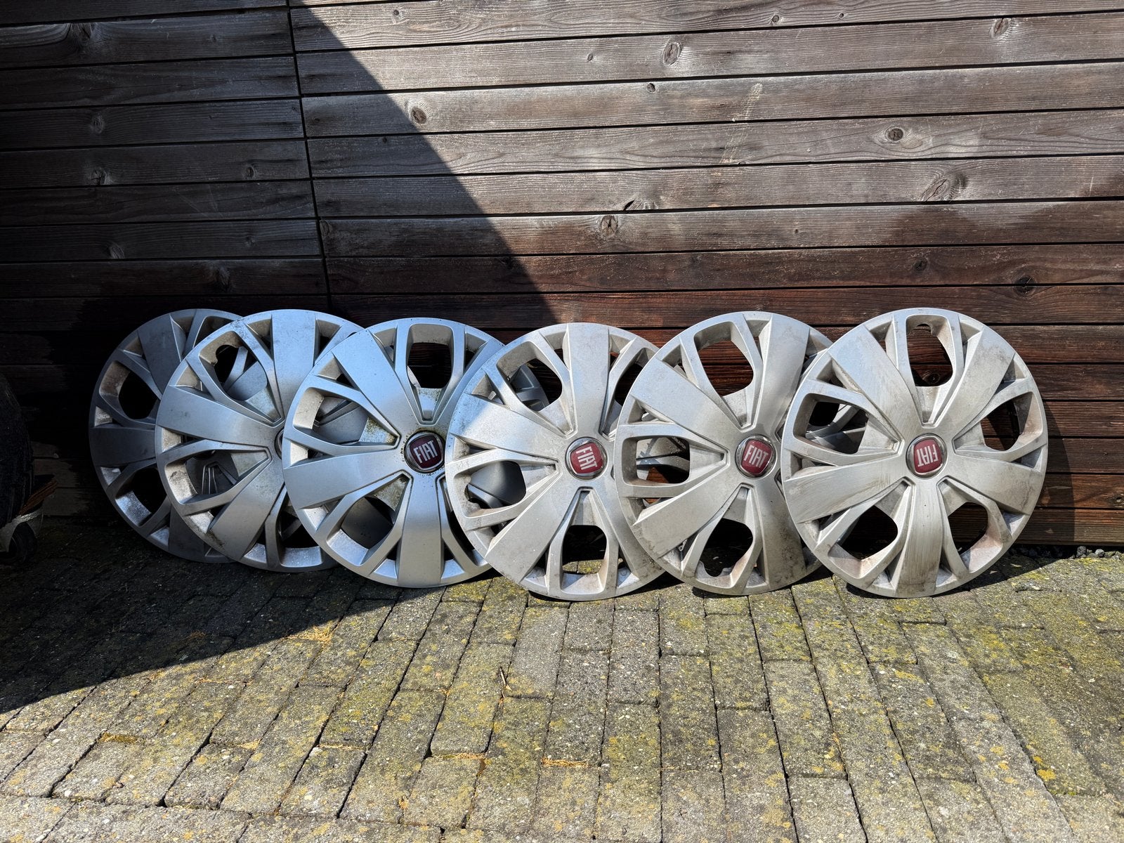 6x 16" wieldoppen origineel Fiat Ducato camper/bus, Ophalen, Gebruikt