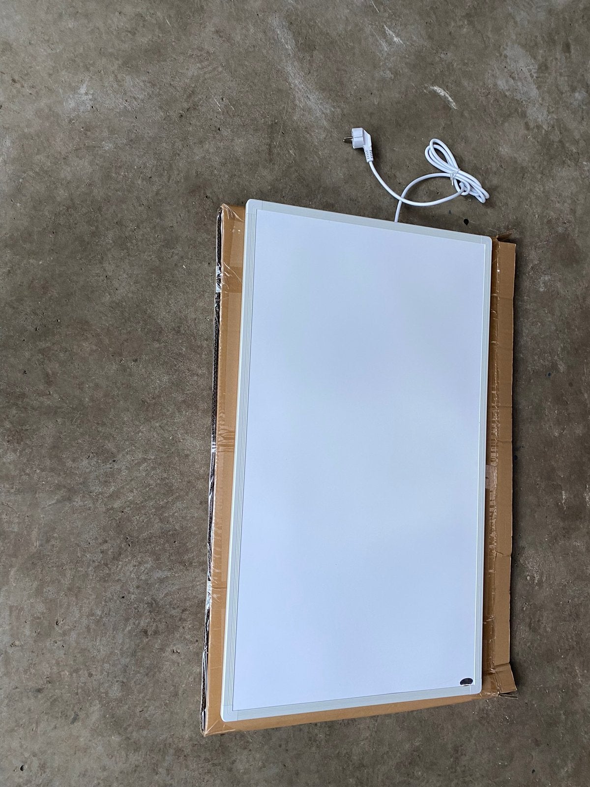 NIEUW Infrarood verwarmingspaneel 450W – 90x50 cm – €50, 30 tot 80 cm, Overige typen, Ophalen of Verzenden, Zo goed als nieuw