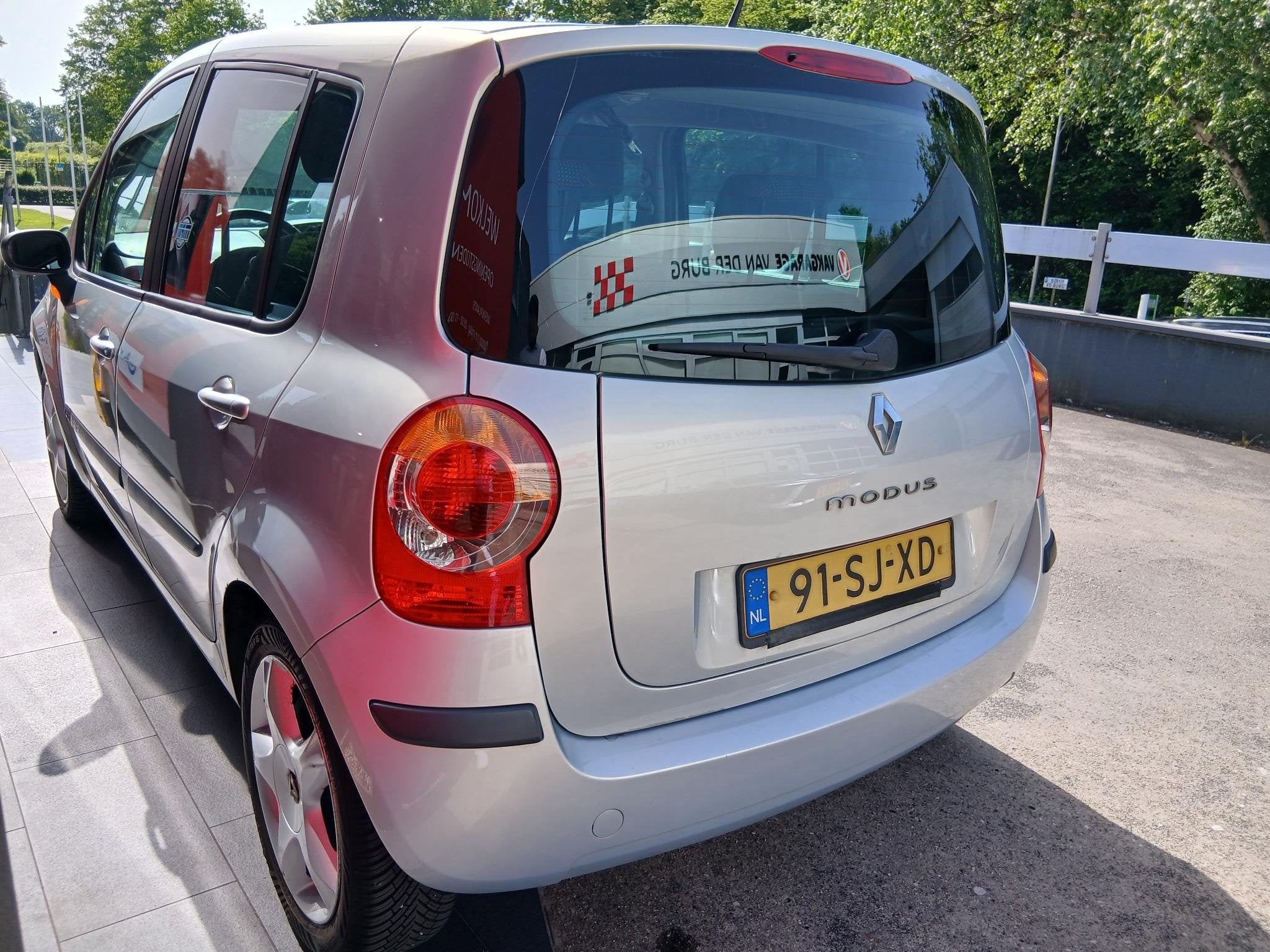 Renault Modus 1.6-16V Privilège Luxe, Auto's, Voorwielaandrijving, 4 cilinders, 49 €/maand, Origineel Nederlands