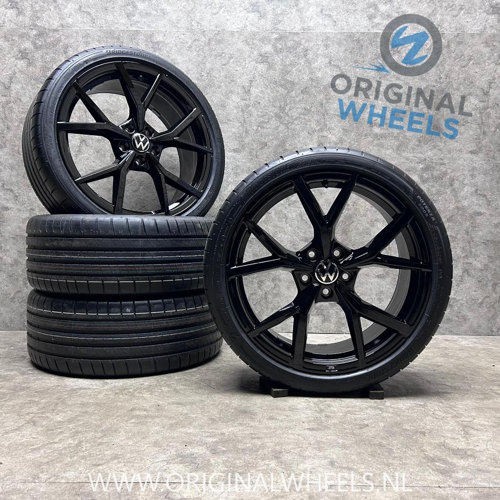 19 inch originele Estoril GTI velgen + zomerbanden VW Golf 8, 19 inch, Banden en Velgen, Nieuw, Ophalen of Verzenden