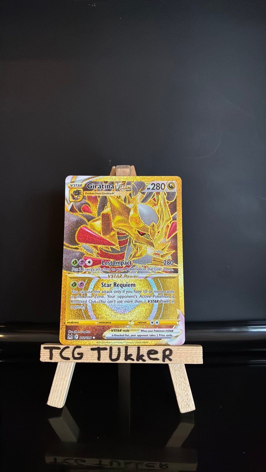 Giratina VSTAR 212/196 lost origin, Ophalen of Verzenden, Zo goed als nieuw
