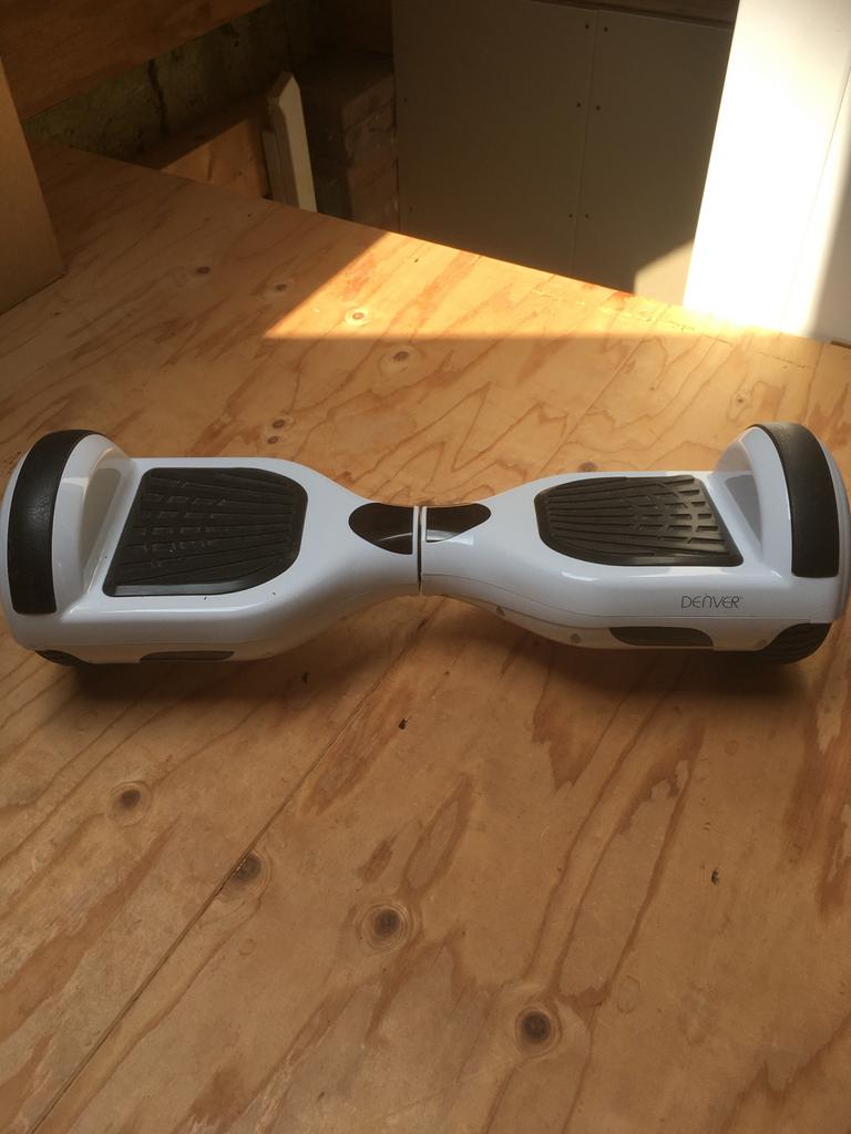 Hoverboard Denver met oplader - Batterij zwak aan één kant, Ophalen, Gebruikt