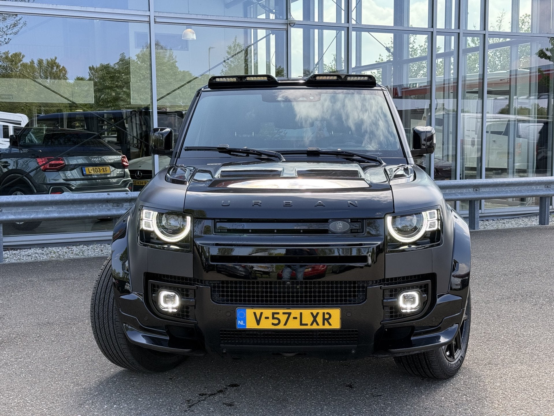 Land Rover Defender 5.0 P525 110 V8 URBAN | Commercial | Ful, Auto's, Automaat, Automatische klimaatregeling, Bedrijf, Vierwielaandrijving