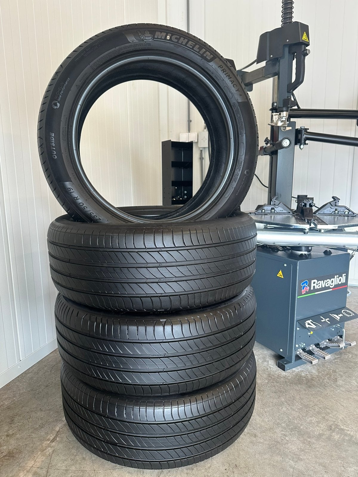 4 Stuks Michelin 235 50 19 Zomerbanden Inclusief Montage, Auto-onderdelen, Banden en Velgen, 19 inch, Nieuw, Ophalen of Verzenden