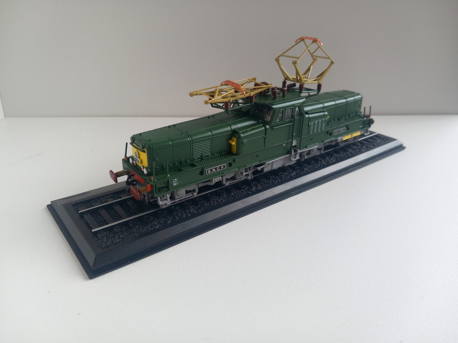 Atlas SNCF locomotief Serie BB 12087, Hobby en Vrije tijd, Overige merken, Locomotief, Gelijkstroom of Wisselstroom, Nieuw