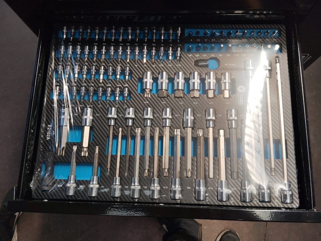 XXL GEREEDSCHAPSWAGEN 8 LADEN 8 GEVULD MET MOMENTSLEUTEL NIE, Auto diversen, Autogereedschap, Ophalen of Verzenden