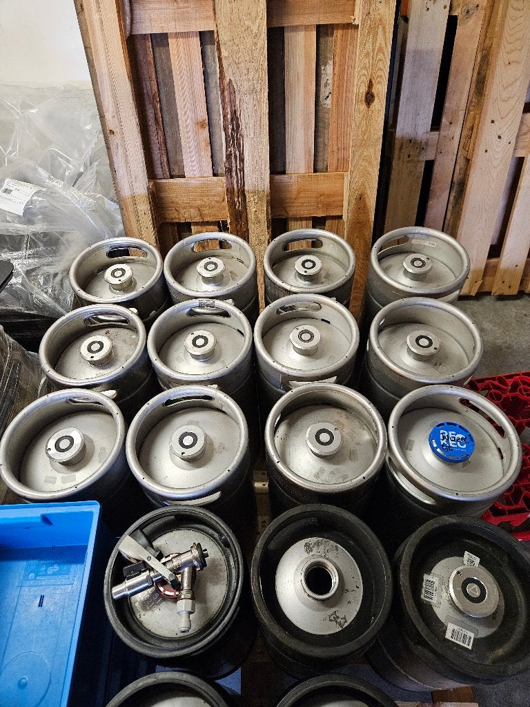 17 bierfusten Type A 20L Slimline bier brouwen, Ophalen