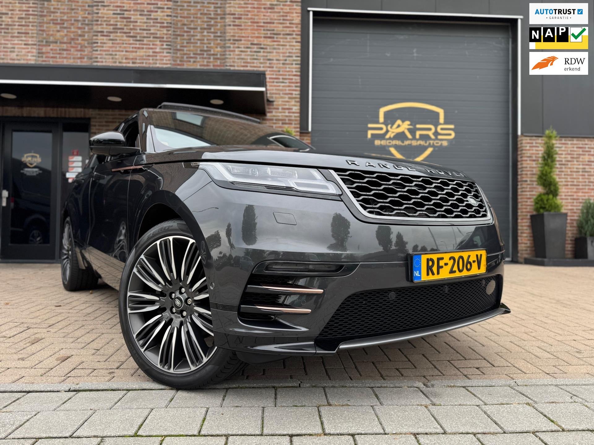 Land Rover Range Rover Velar 3.0 V6 AWD R-Dynamic HSE 4x4 30, Automaat, 2993 cc, 241 €/maand, Bedrijf