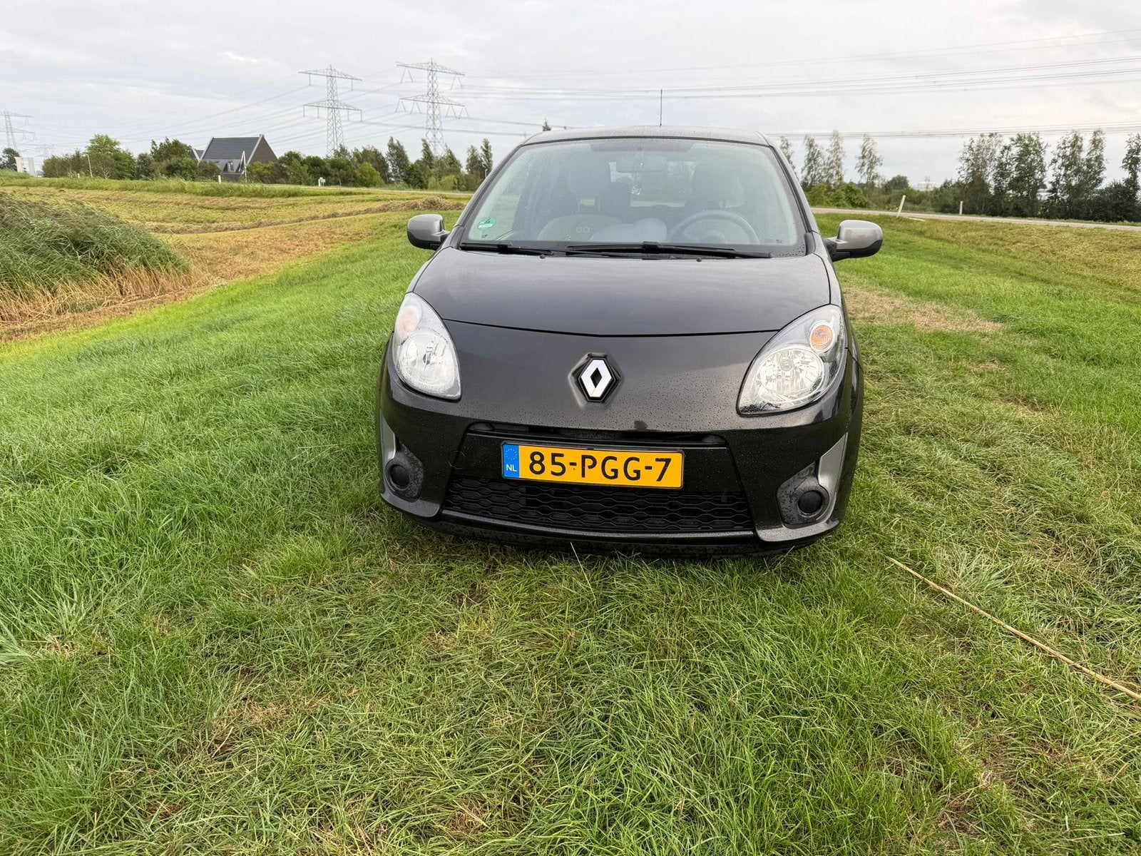 Renault Twingo 1.2 16V 2011 Zwart, 839 kg, Twingo, 74 pk, 4 cilinders