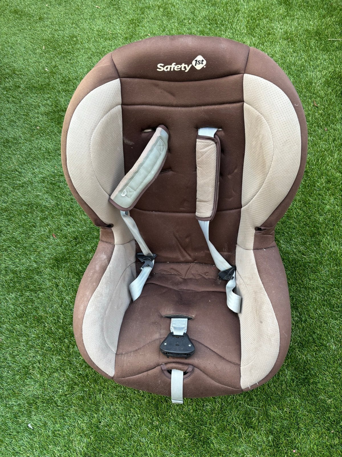 Safety 1st autostoel 9-18 kg, bruin/beige, Kinderen en Baby's, 9 t/m 18 kg, Ophalen, Overige merken, Gebruikt