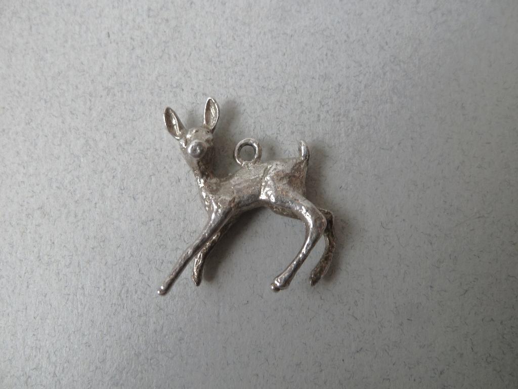 Oude bedel zilver Jong Hert Ree Bambi Reekalf, Verzenden, Zilver, Hanger