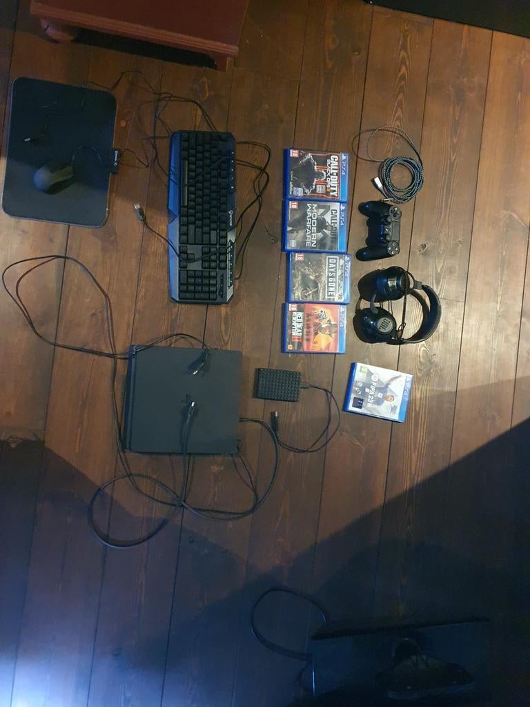 PlayStation 4 met controller, games en accessoires, Spelcomputers en Games, Spelcomputers | Sony PlayStation 4, Original, Met 1 controller