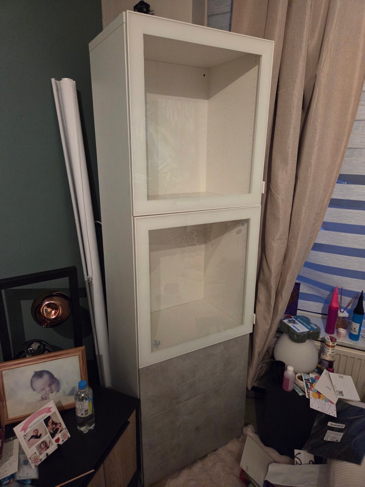 Mooie IKEA vitrinekast - Zo goed als nieuw, Ophalen, Minder dan 50 cm, Met deur(en), Zo goed als nieuw