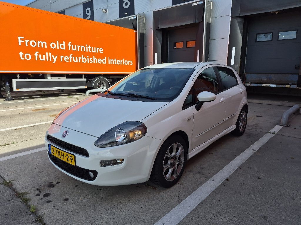 Fiat Punto 0.9 Twinair 74KW 5DR 2014 Wit, Auto's, Voorwielaandrijving, Verwarmde buitenspiegels, Origineel Nederlands, Handgeschakeld