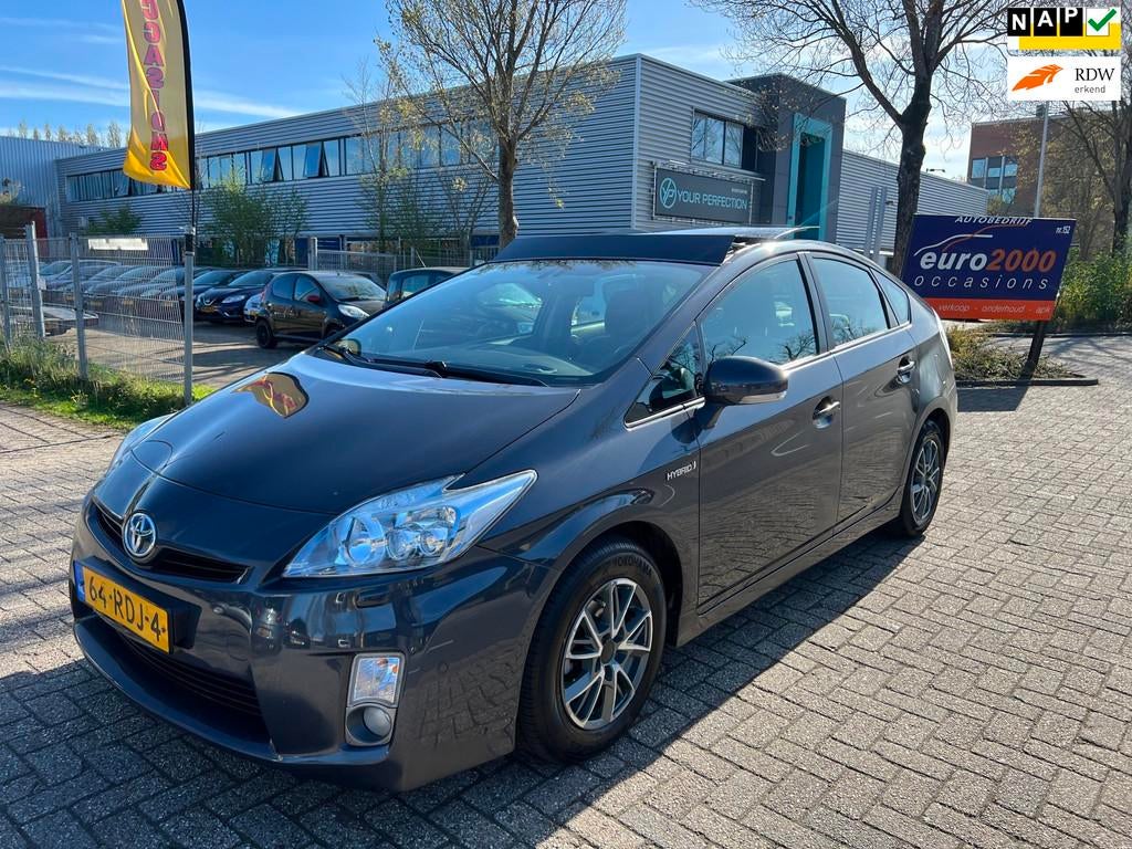 Toyota Prius 1.8 Dynamic - SCHUIFDAK - CAMERA - SOLAR !, Auto's, Toyota, Gebruikt, Zwart, 4 cilinders, Origineel Nederlands