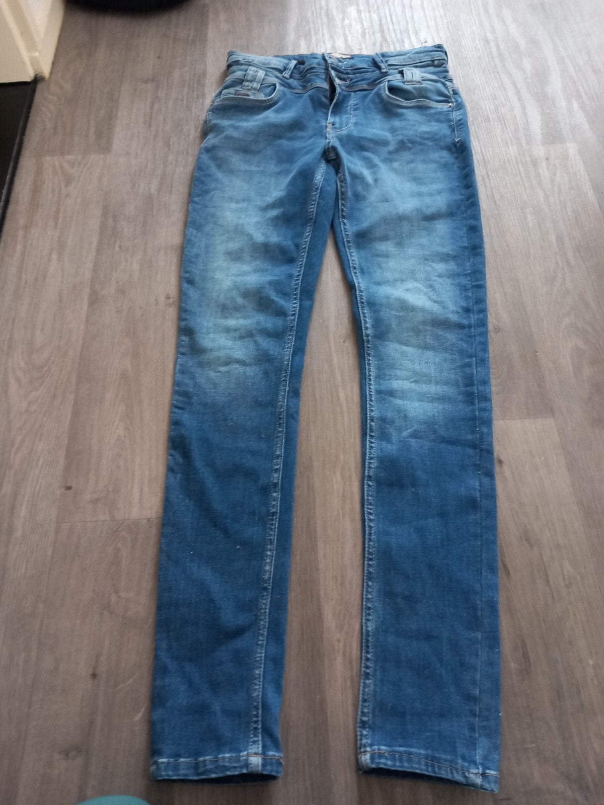 il dolce dames spijkerbroek  maat 31 ( nieuw), Kleding | Dames, Ophalen, Nieuw, Blauw, W30 - W32 (confectie 38/40)
