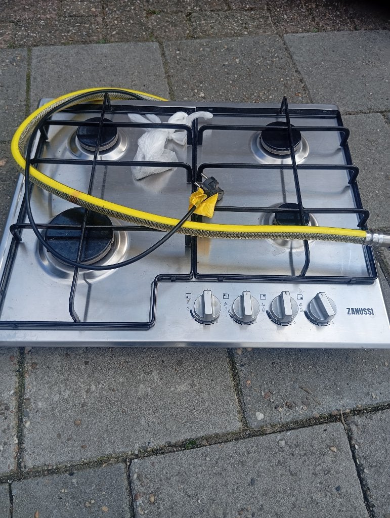 Gasfornuis, Ophalen, Gebruikt, 4 kookzones, Gas