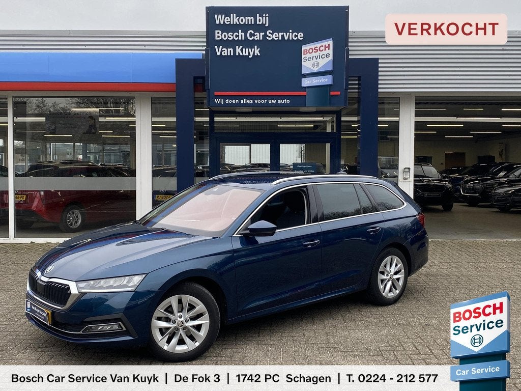 Skoda Octavia Combi 1.5 e-TSI Business Edition Plus / Automa, Stof, Blauw, Origineel Nederlands, 1316 kg
