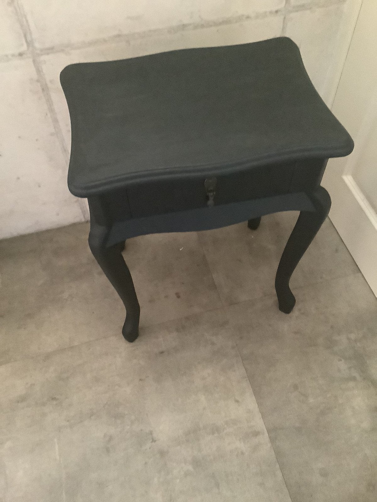 Kastje nachtkastje vintage matzwart, Huis en Inrichting, Ophalen, Zo goed als nieuw, Minder dan 45 cm