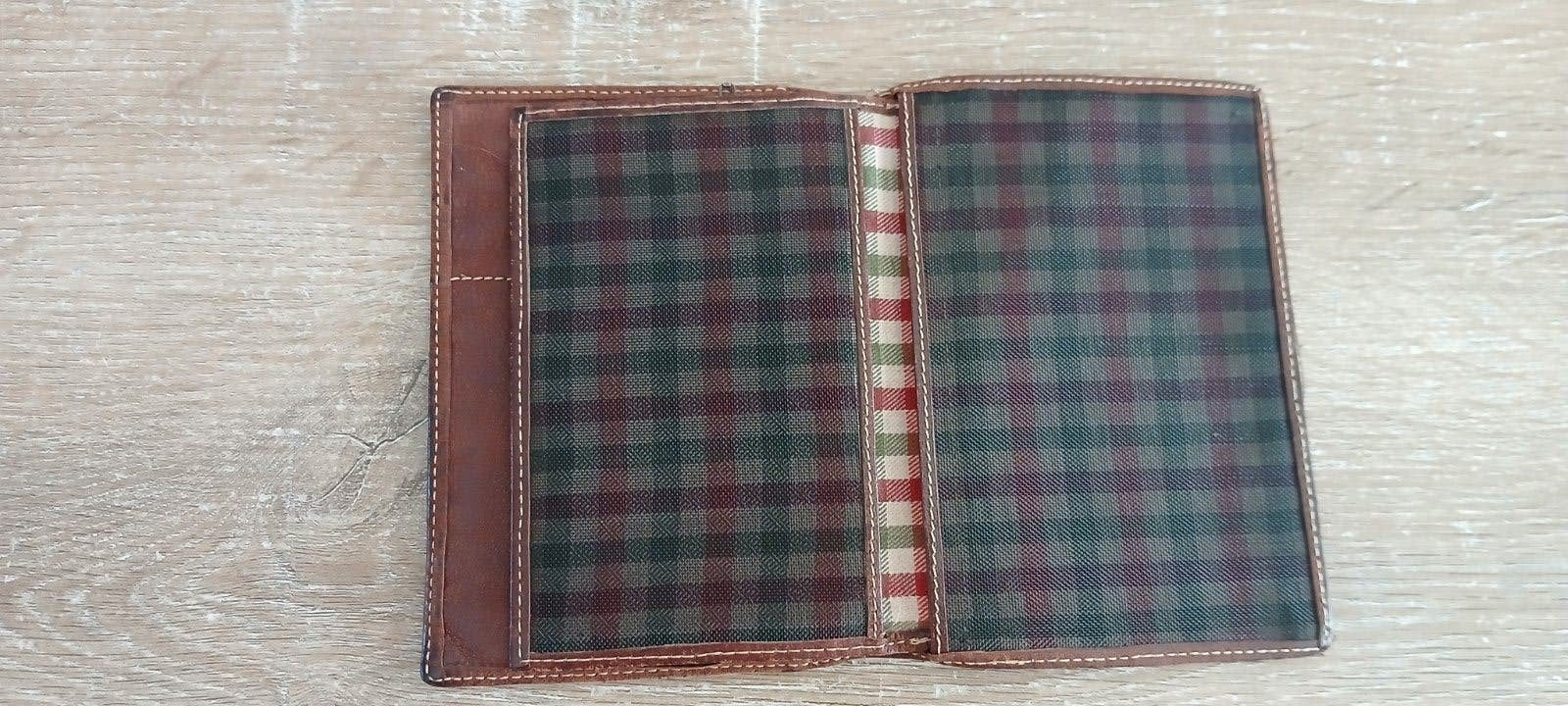 Casuals Leren portemonnee paspoortmap pasjes, Overige merken, Gebruikt, Bruin, Ophalen of Verzenden