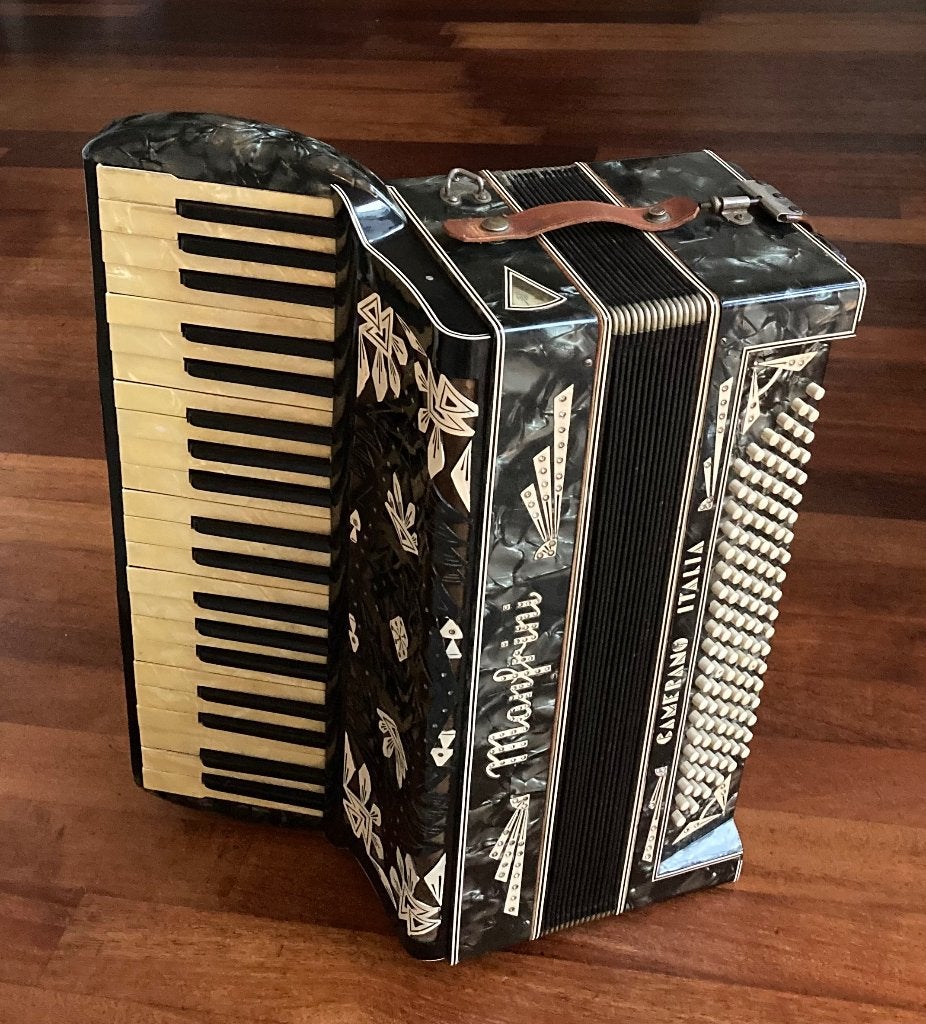 Accordeon Manfrini Camerano Italia 120- bas, Gebruikt, Toetsaccordeon, 120-bas, Ophalen