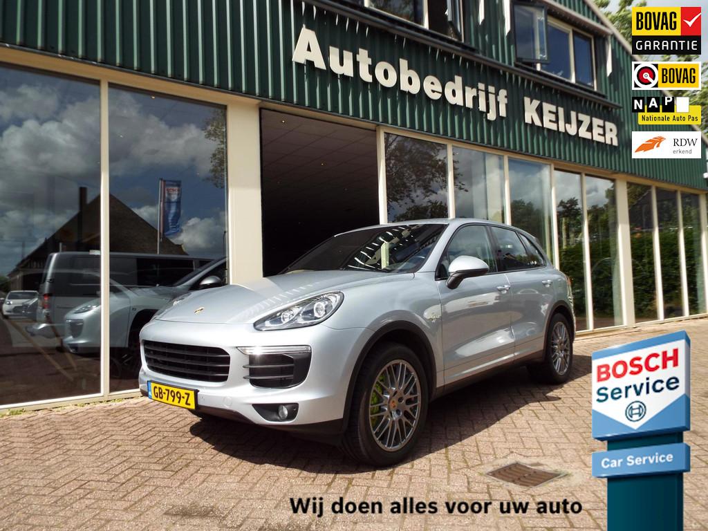 Porsche Cayenne 3.0 S E-Hybrid CAMERA-TREKHAAK-NL AUTO-NAP-B, Auto's, Porsche, Bedrijf, Te koop, Cayenne, 360° camera, 4x4, ABS
