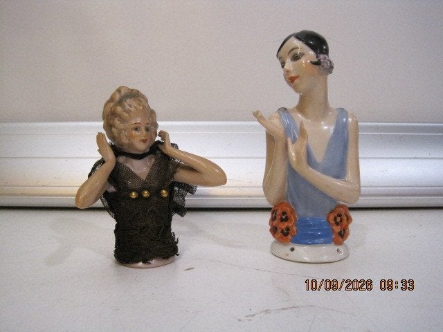 half dolls antiek porselein 9 cm grootste is verkocht (399), Antiek en Kunst, Ophalen of Verzenden