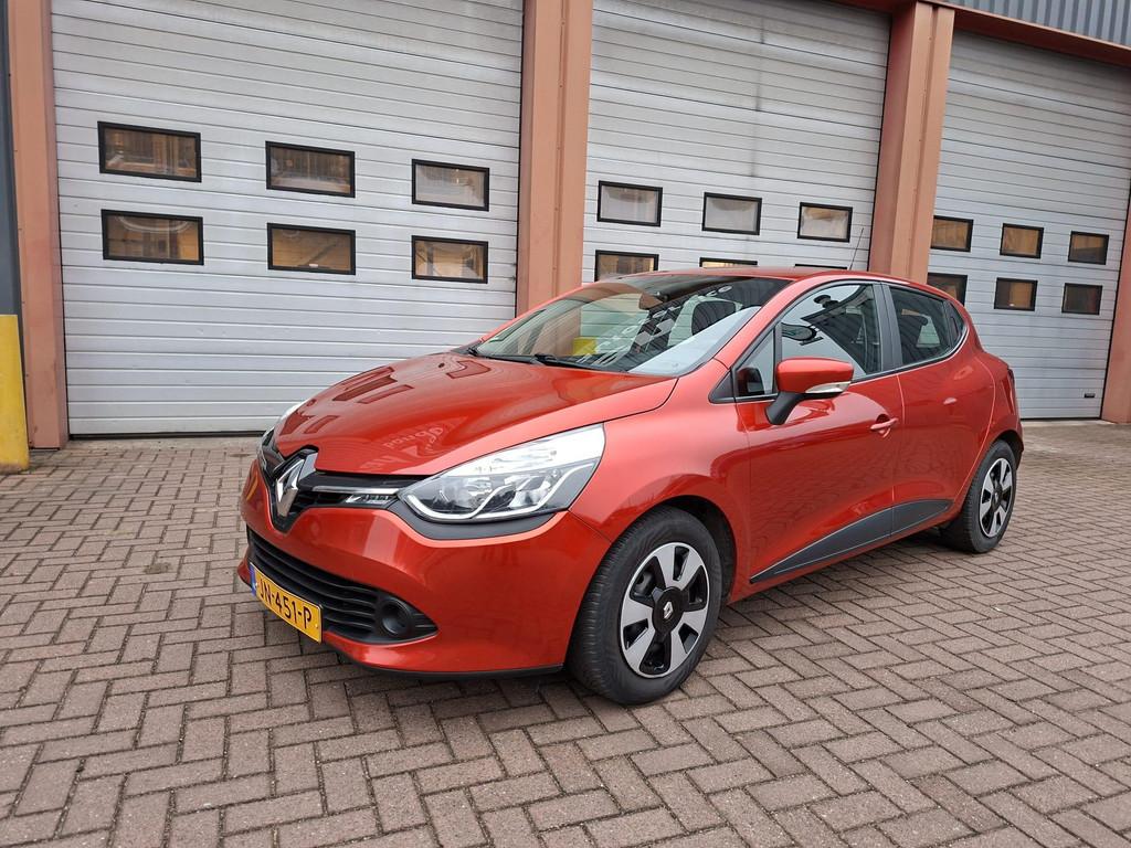Renault Clio 0.9 TCe Eco2 Expression Metallic lak | Trekhaak, Auto's, Renault, Bedrijf, Te koop, Clio, ABS, Airbags, Airconditioning