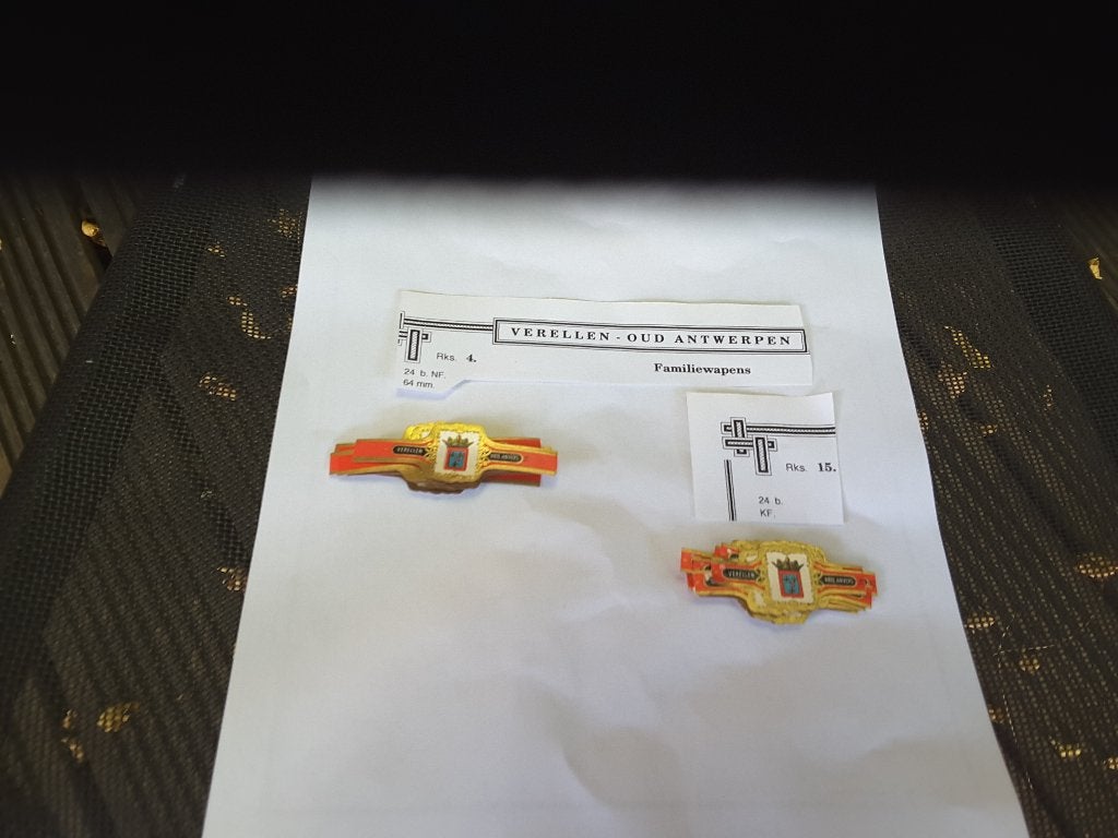 Sigarenbandjes verellen nf familiewapens plus serie 24 kf, Verzenden, Gebruikt, Sigarenbandjes